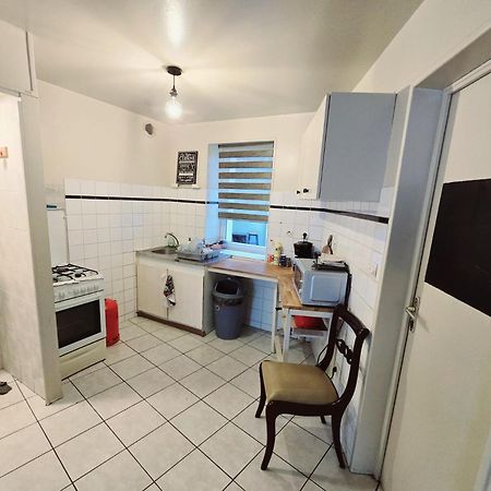 Appartement T3 Landivisiau Exterior photo